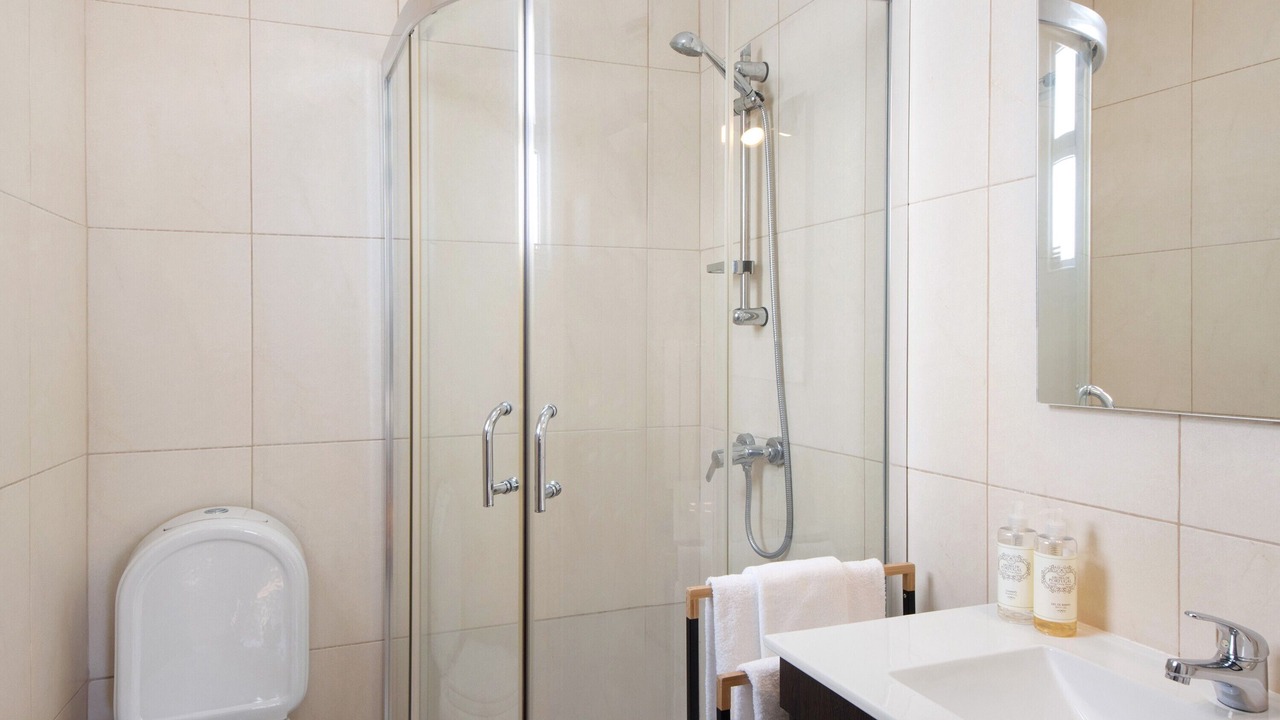 Photo of Bathroom in Provesende