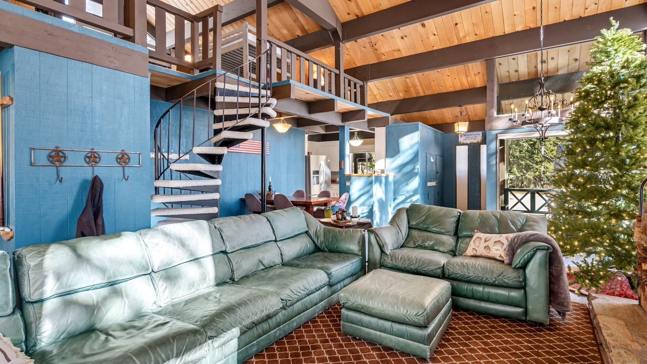 Photo of Bedroom in Bear Valley