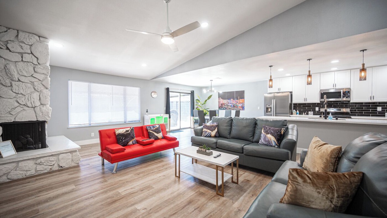 Photo of Livingroom in Summerlin