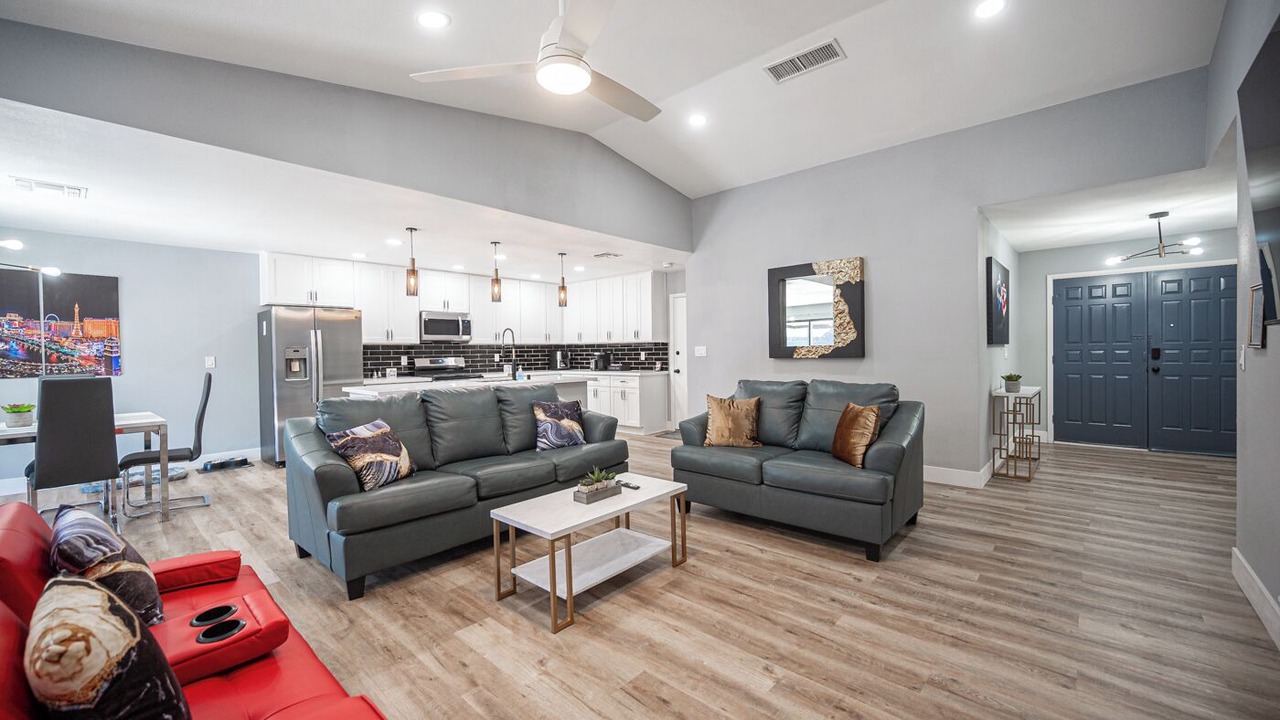 Photo of Livingroom in Summerlin