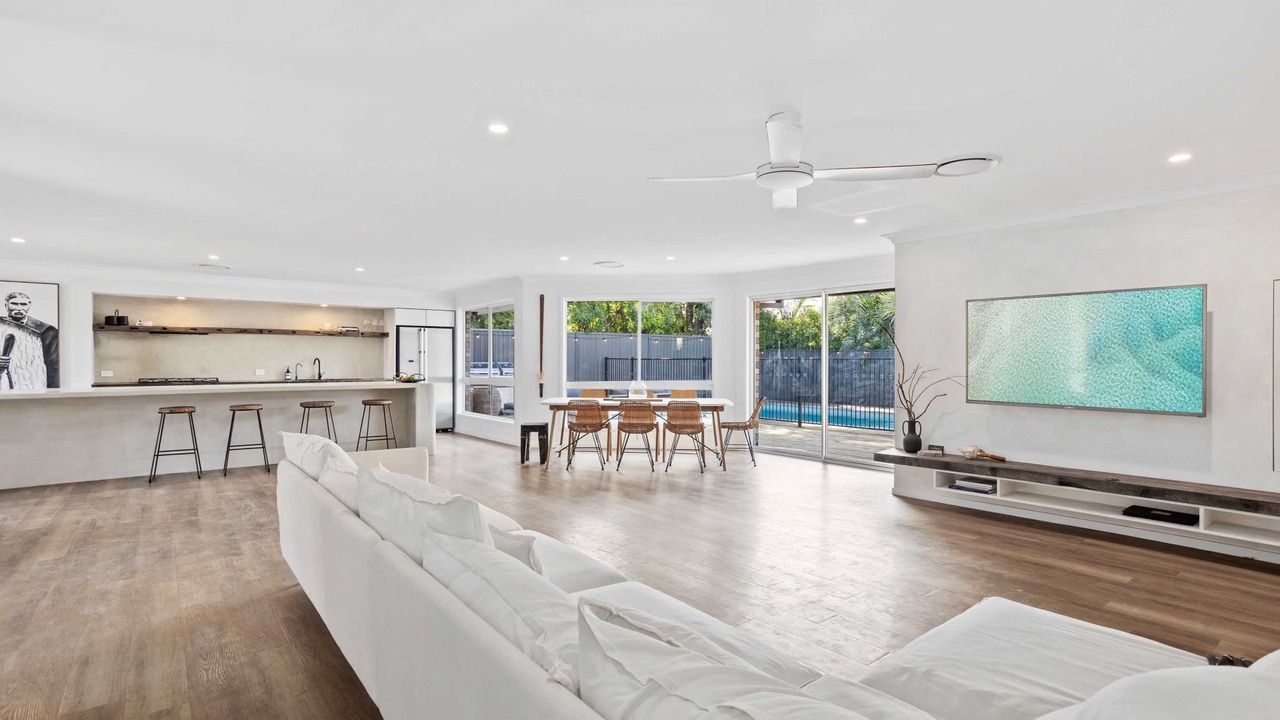 Photo of Livingroom in Burleigh Waters