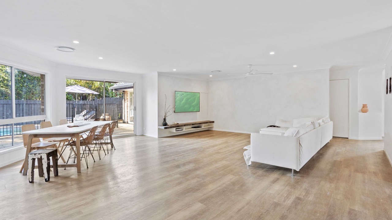 Photo of Livingroom in Burleigh Waters