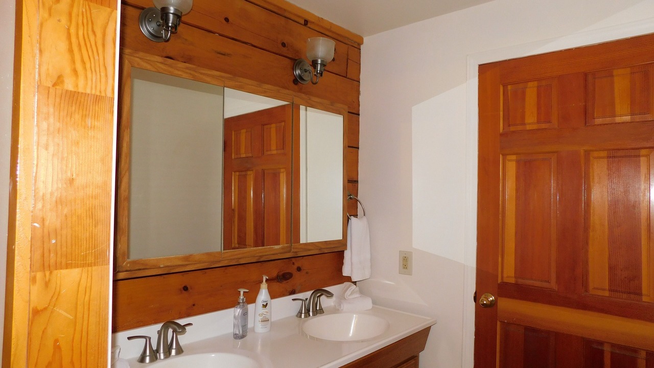 Photo of Bathroom in Posey