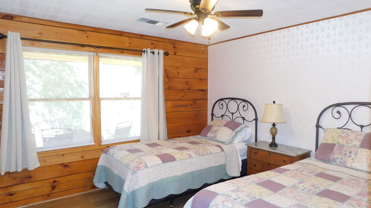 Photo of Bedroom in Posey