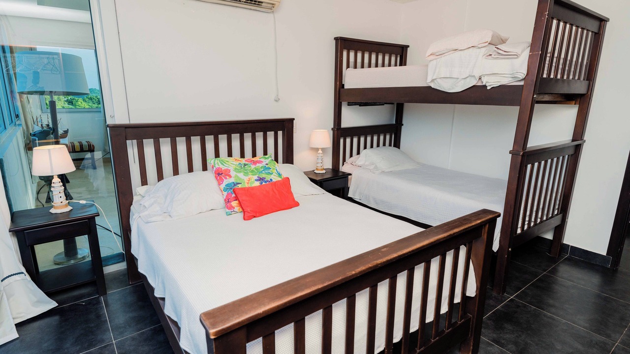 Photo of Bedroom in Pacific Marlin