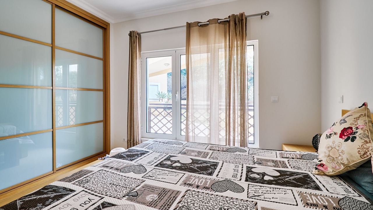 Photo of Bedroom in Vale de Parra