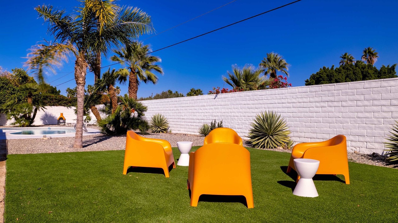Photo of Outdoor in Racquet Club South