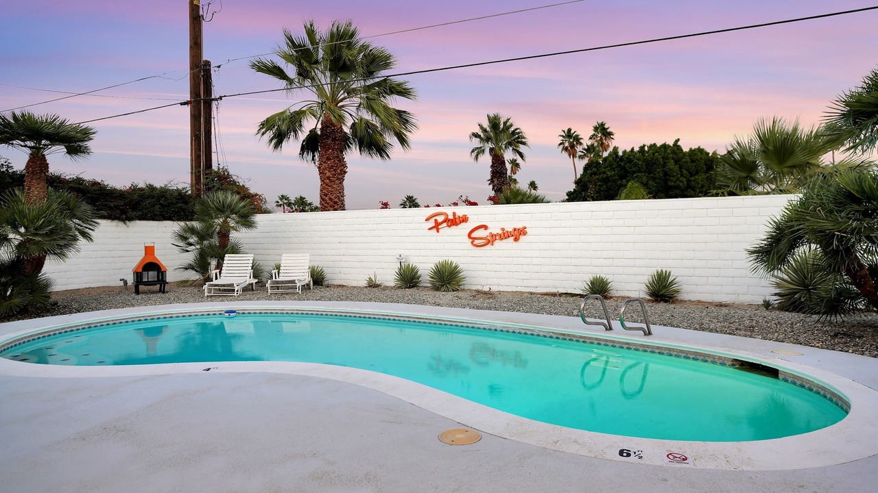 Photo of Outdoor in Racquet Club South