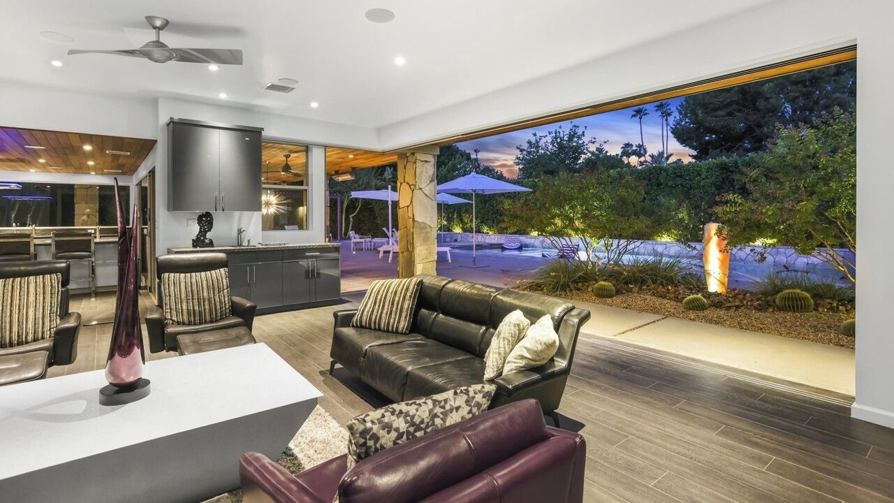 Photo of Patio Balcony in Tahquitz River Estates