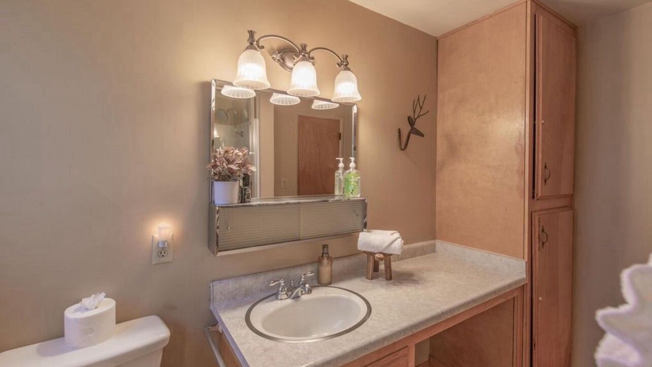Photo of Bathroom in Fox Farm