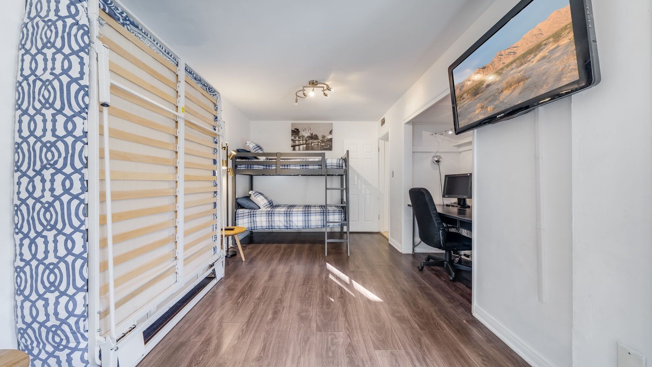 Photo of Bedroom in La Quinta Cove