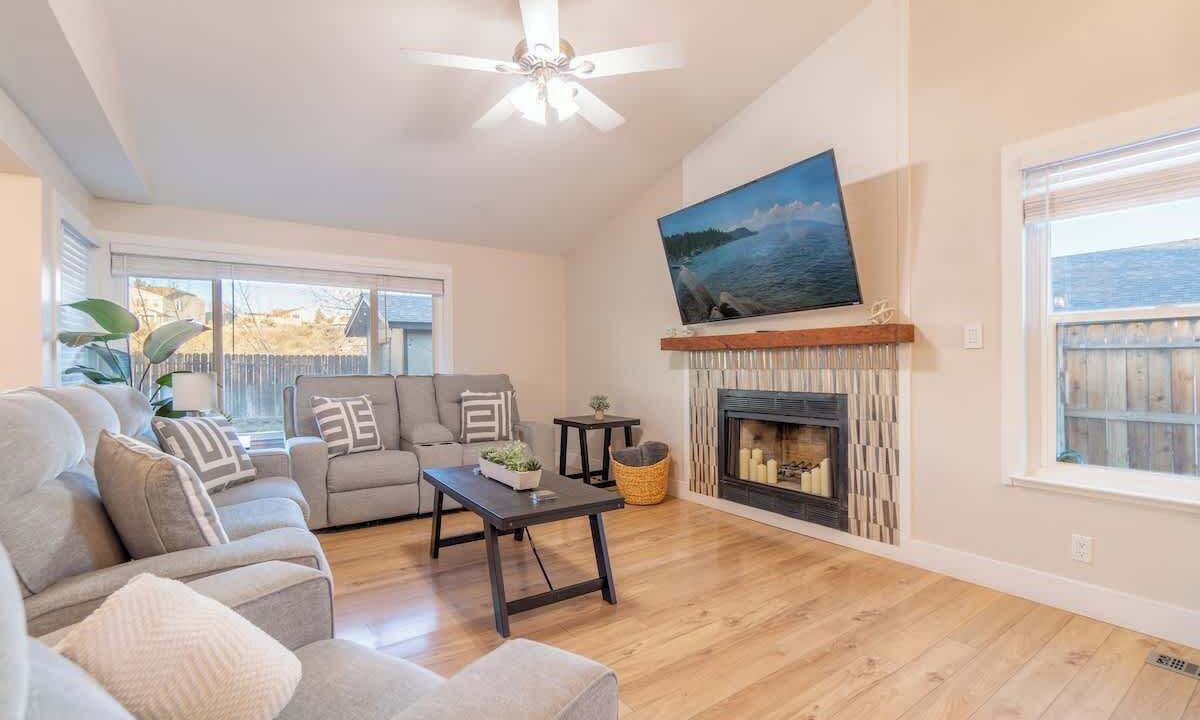 Photo of Livingroom in Northwest Reno