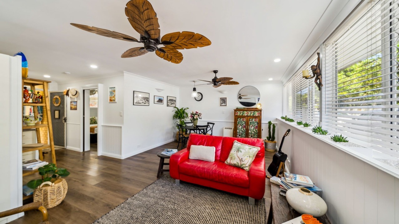 Photo of Livingroom in Burleigh Heads