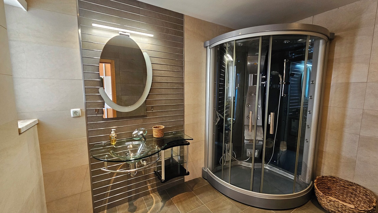 Photo of Bathroom in Castelo