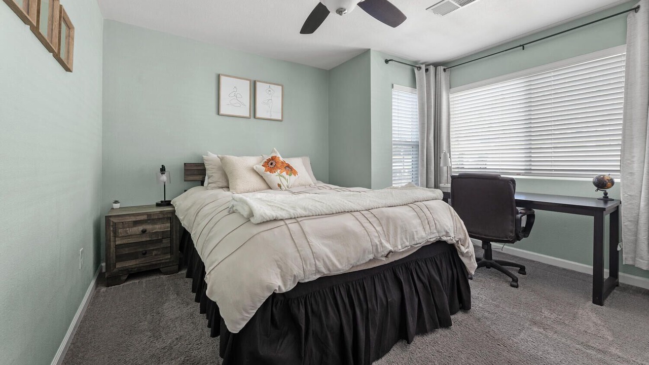 Photo of Bedroom in Springville