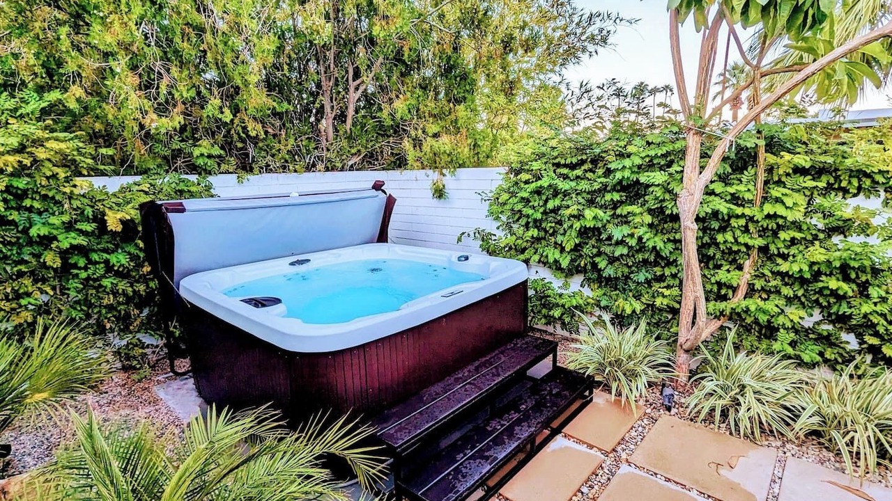 Photo of Outdoor in Tahquitz River Estates