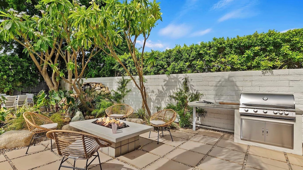 Photo of Patio Balcony in Tahquitz River Estates