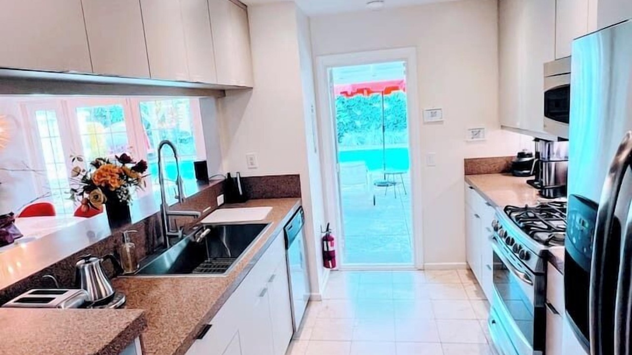 Photo of Kitchen in Tahquitz River Estates