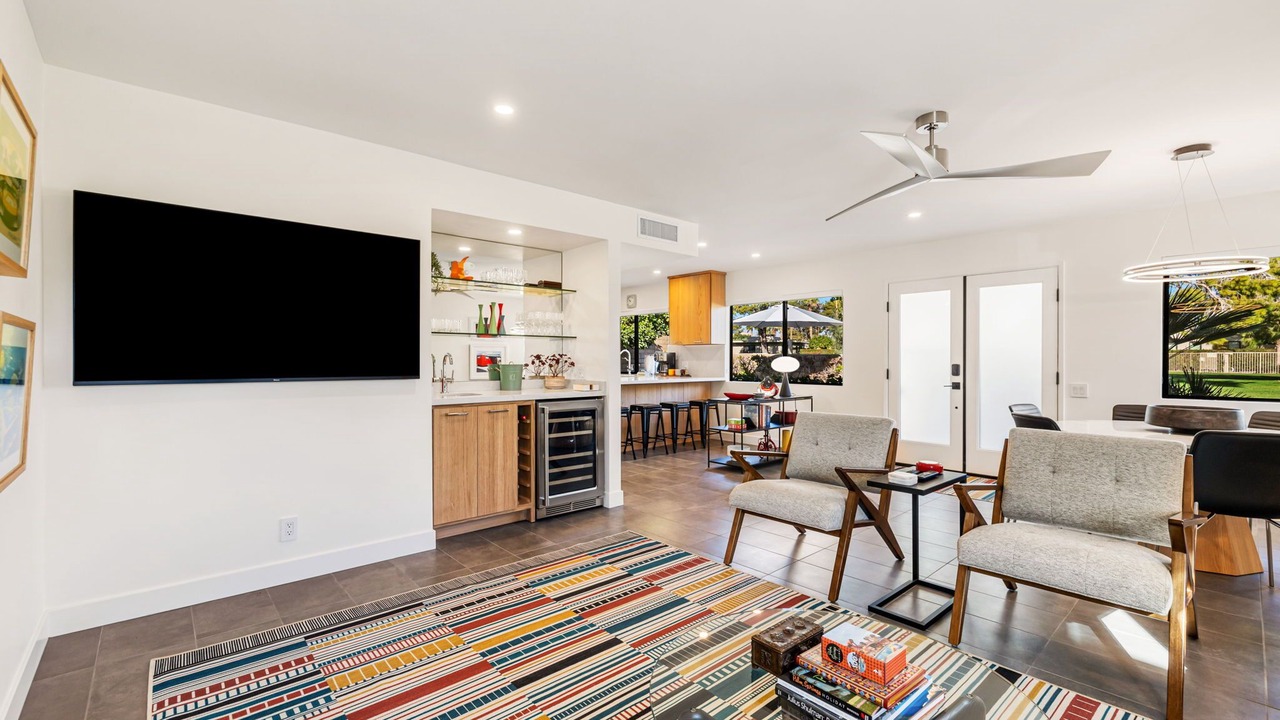 Photo of Livingroom in Sunrise Vista Chino