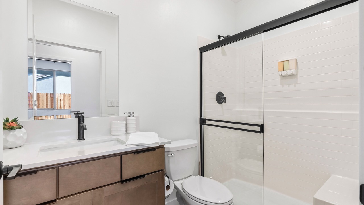 Photo of Bathroom in Pumpkin Center
