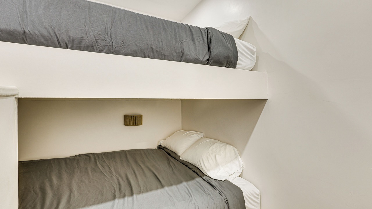 Photo of Bedroom in Cienega Springs