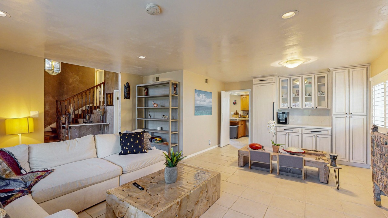 Photo of Livingroom in Thousand Oaks