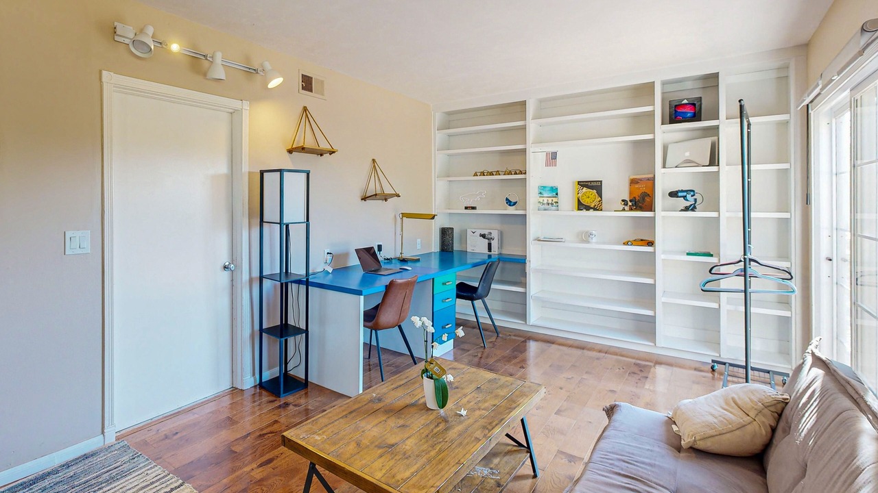 Photo of Livingroom in Thousand Oaks