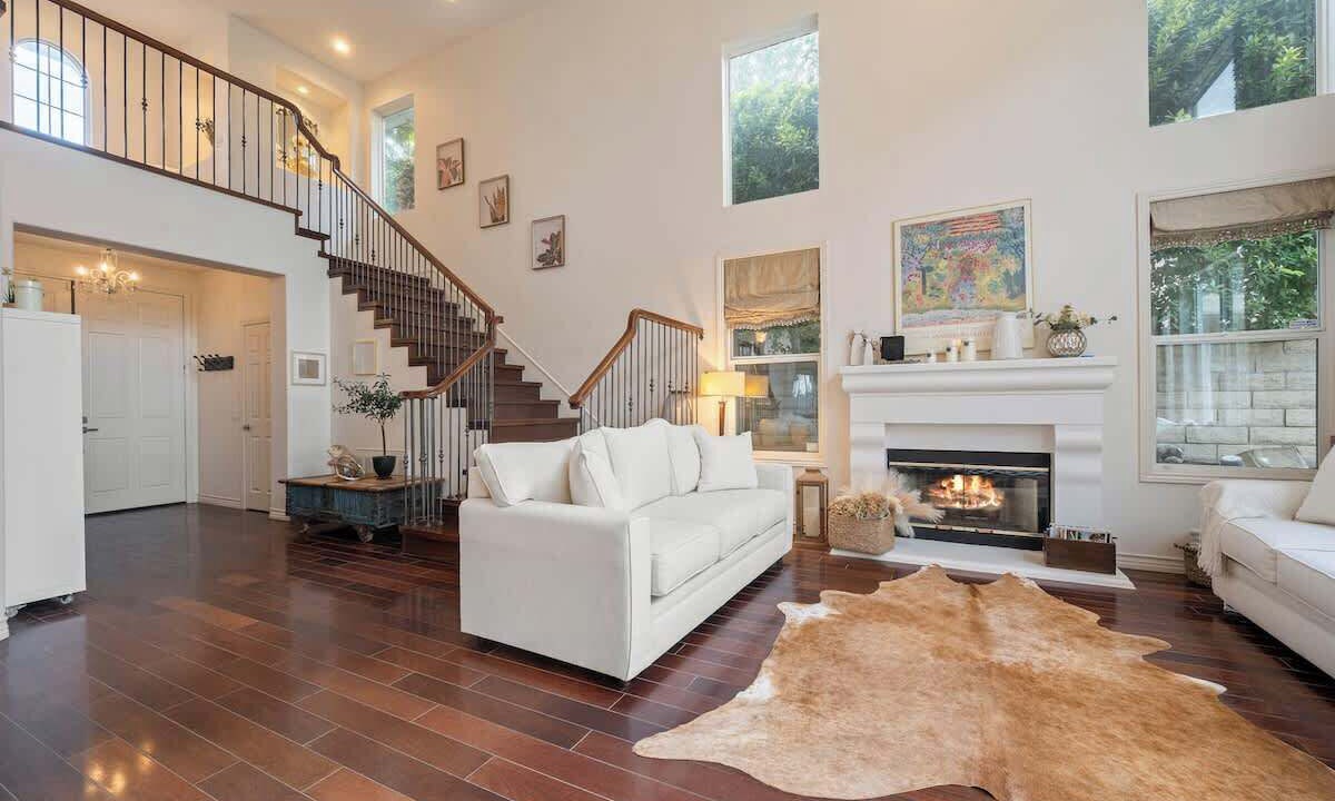 Photo of Livingroom in Stevenson Ranch