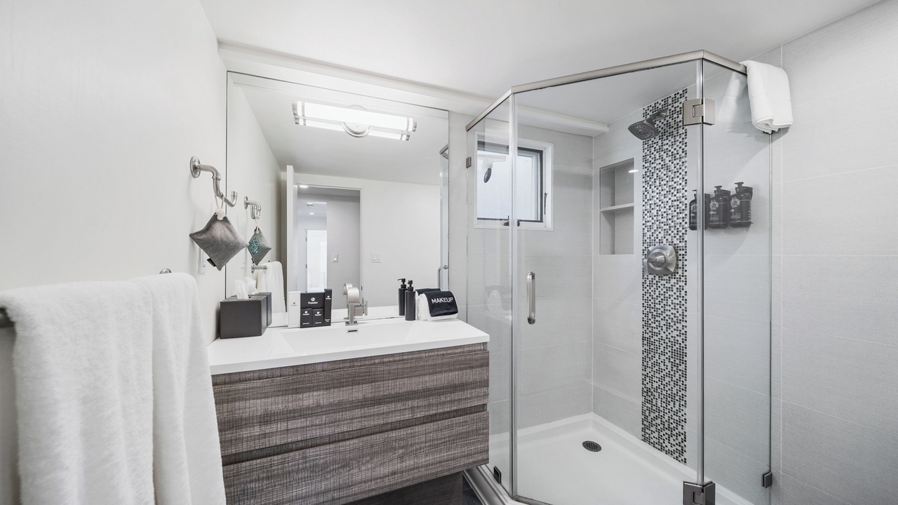 Photo of Bathroom in Central Malibu