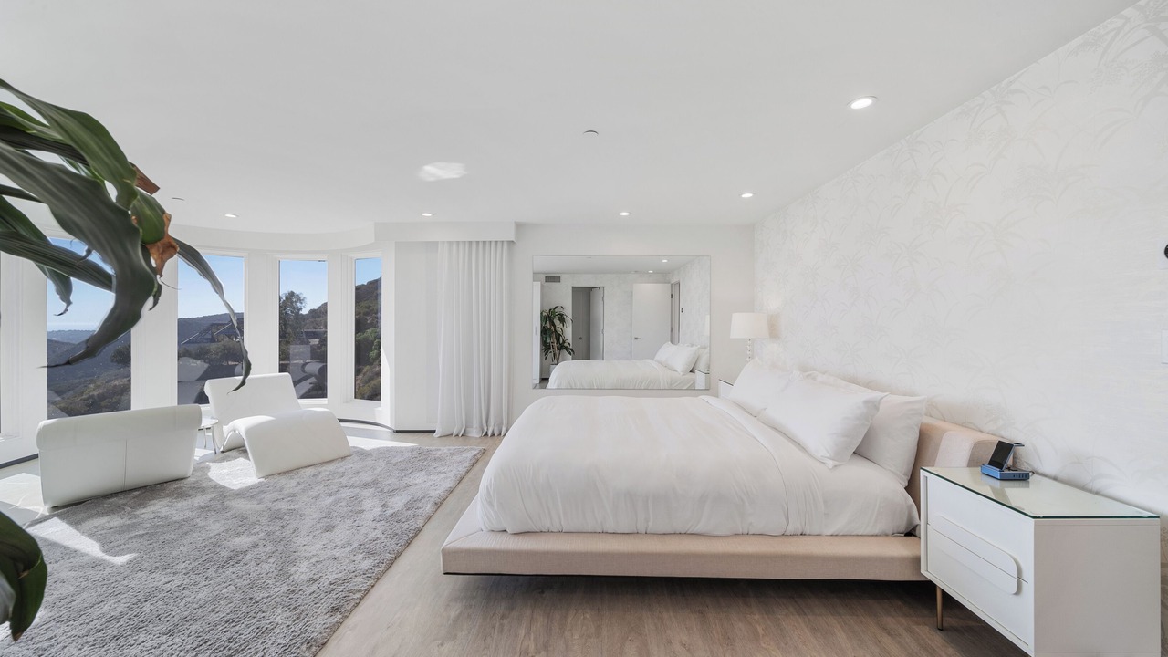 Photo of Bedroom in Central Malibu