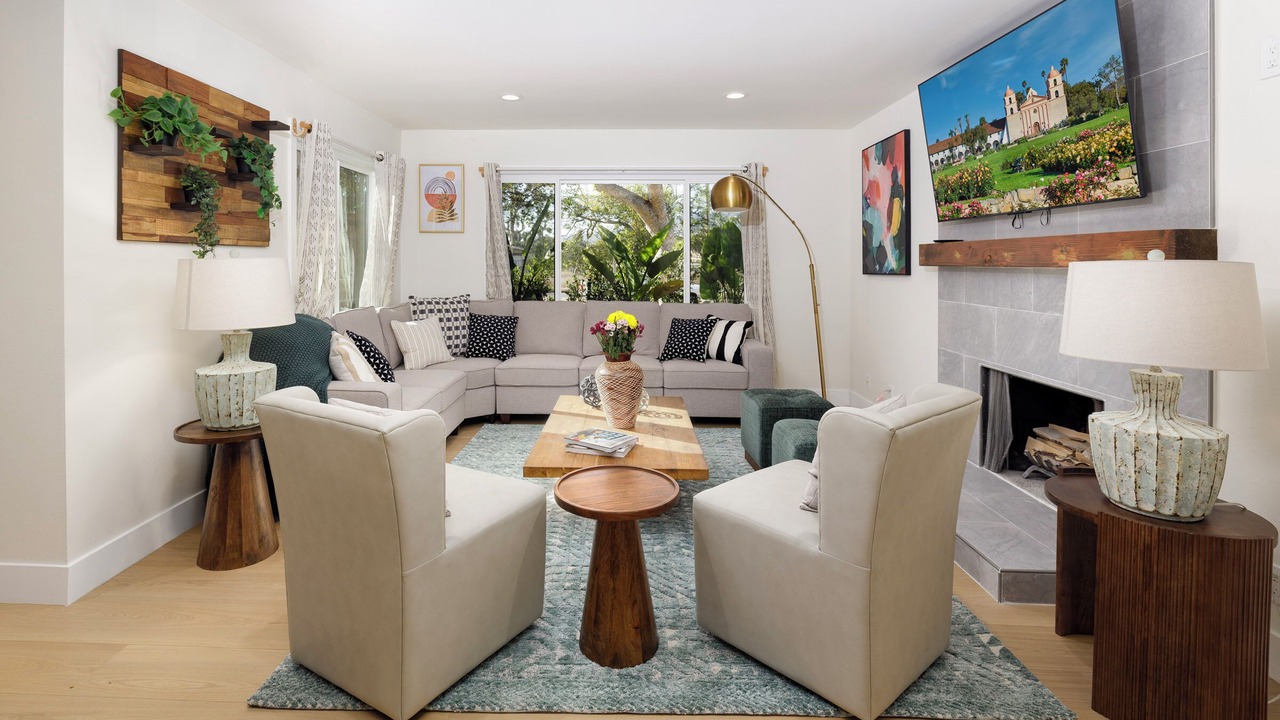 Photo of Livingroom in East Beach