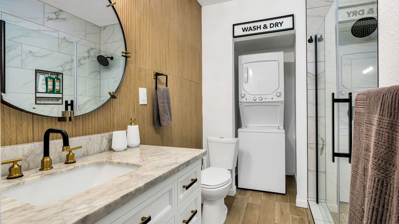 Photo of Bathroom in Tower District
