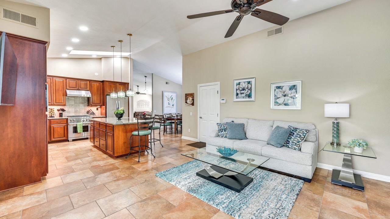 Photo of Livingroom in Bonita