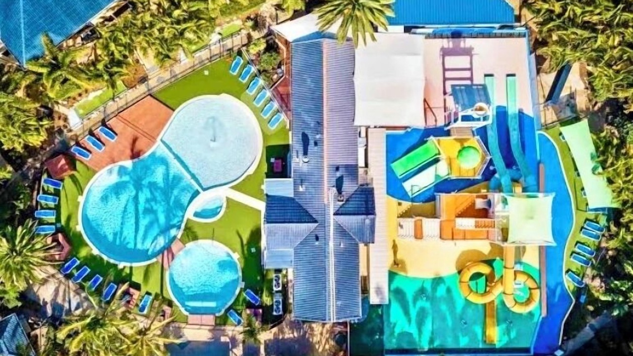 Photo of Outdoor in Mermaid Waters
