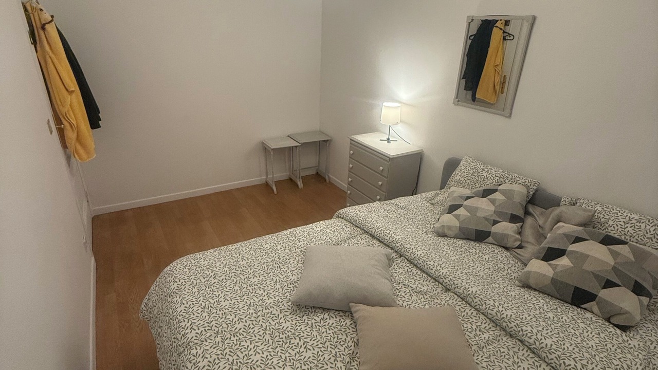 Photo of Bedroom in Estoril