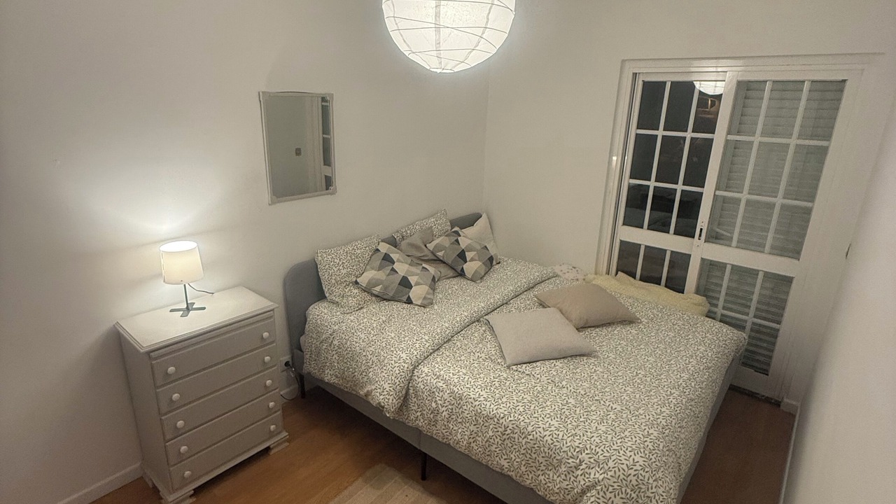 Photo of Bedroom in Estoril