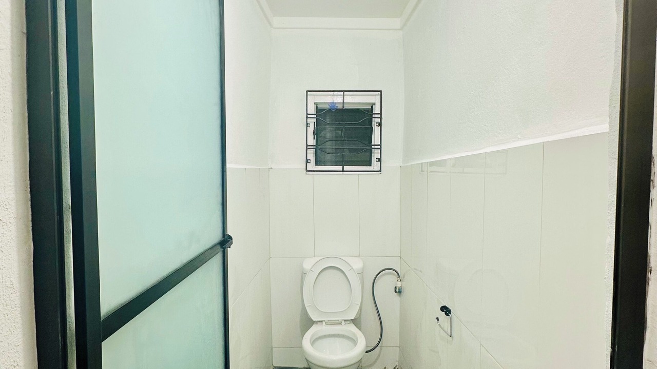 Photo of Bathroom in Nasinu