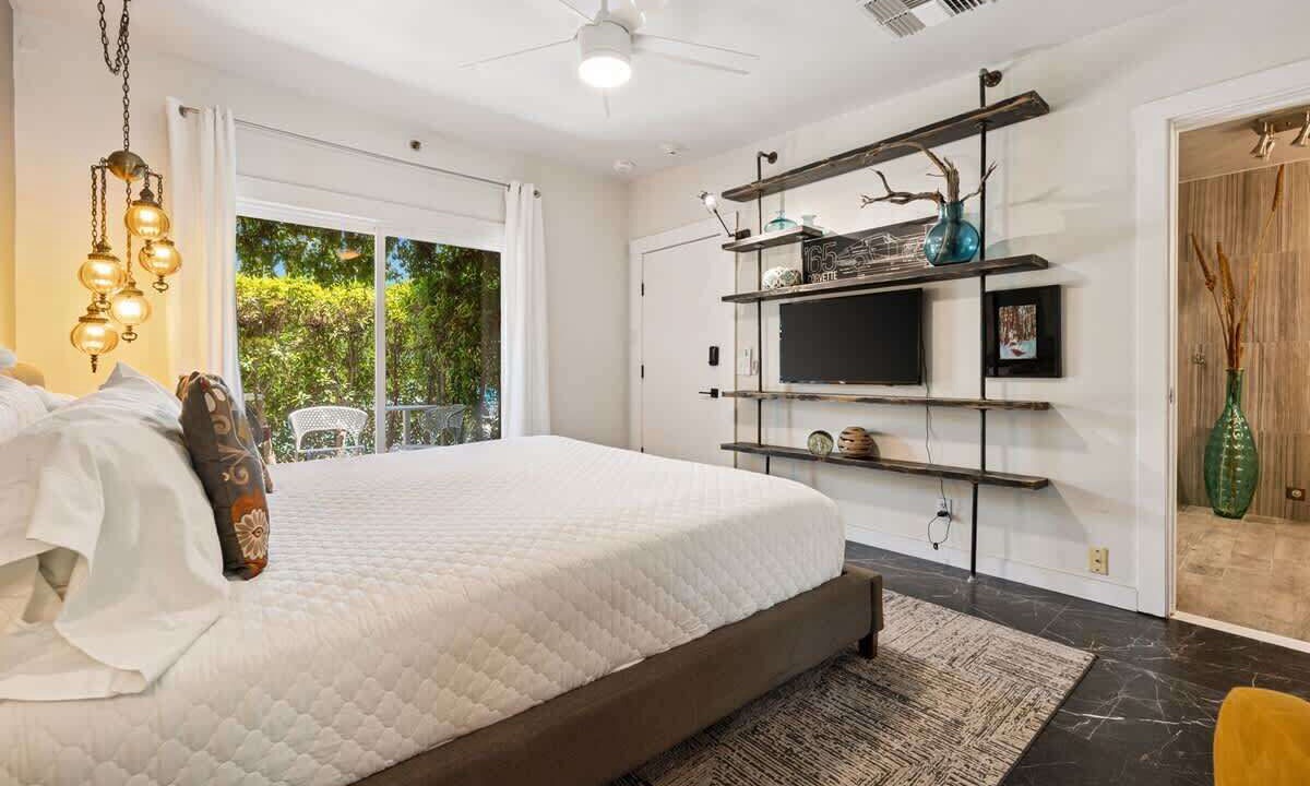 Photo of Bedroom in Tahquitz River Estates