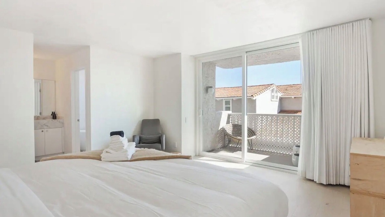 Photo of Bedroom in Central Malibu