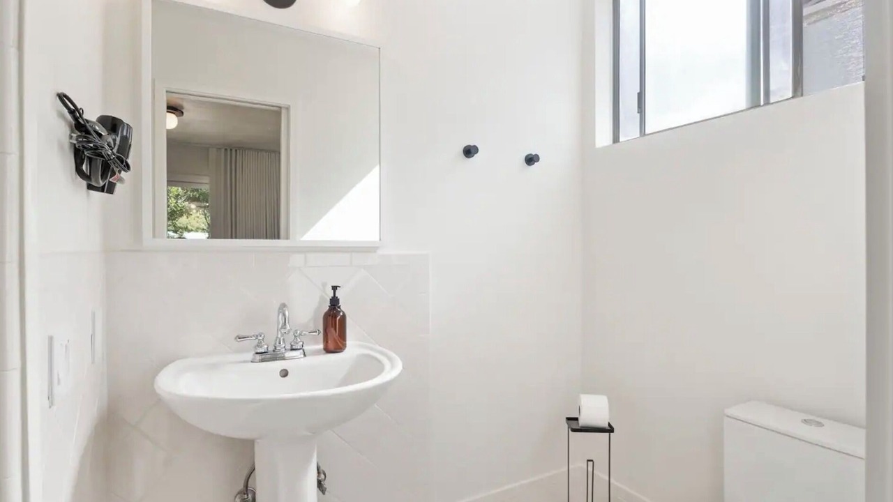 Photo of Bathroom in Central Malibu