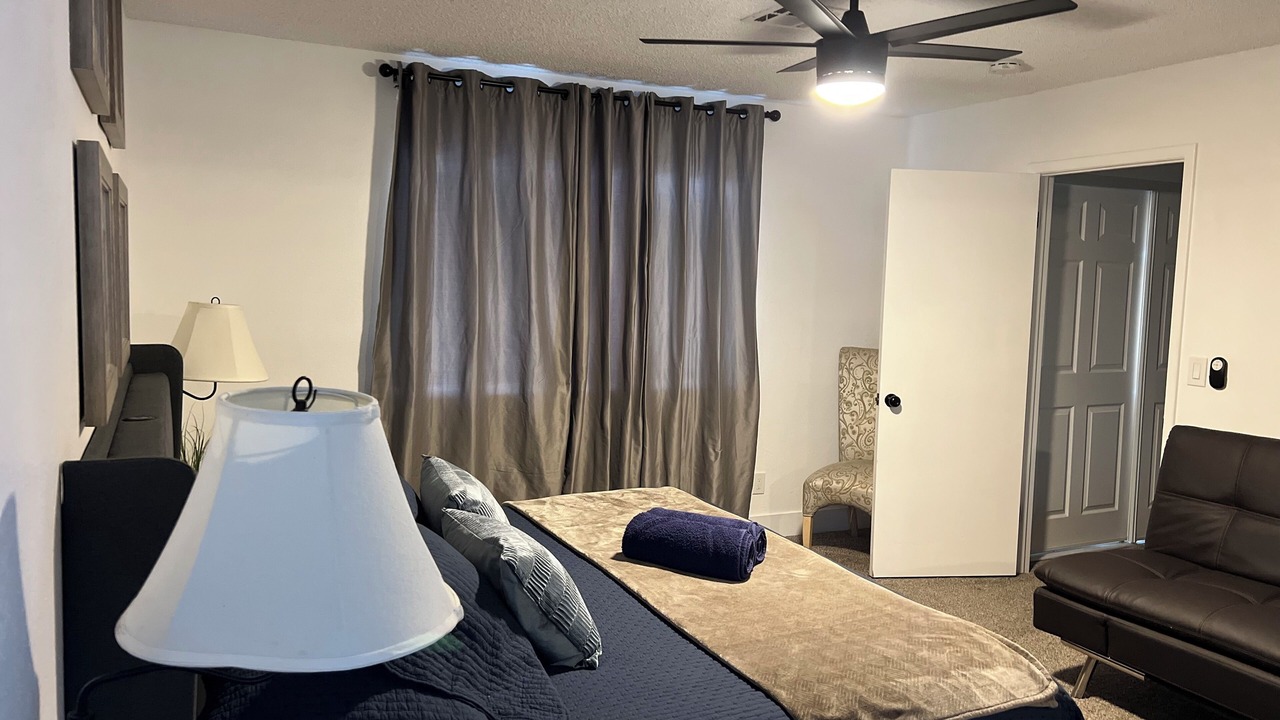 Photo of Bedroom in Sunrise Manor