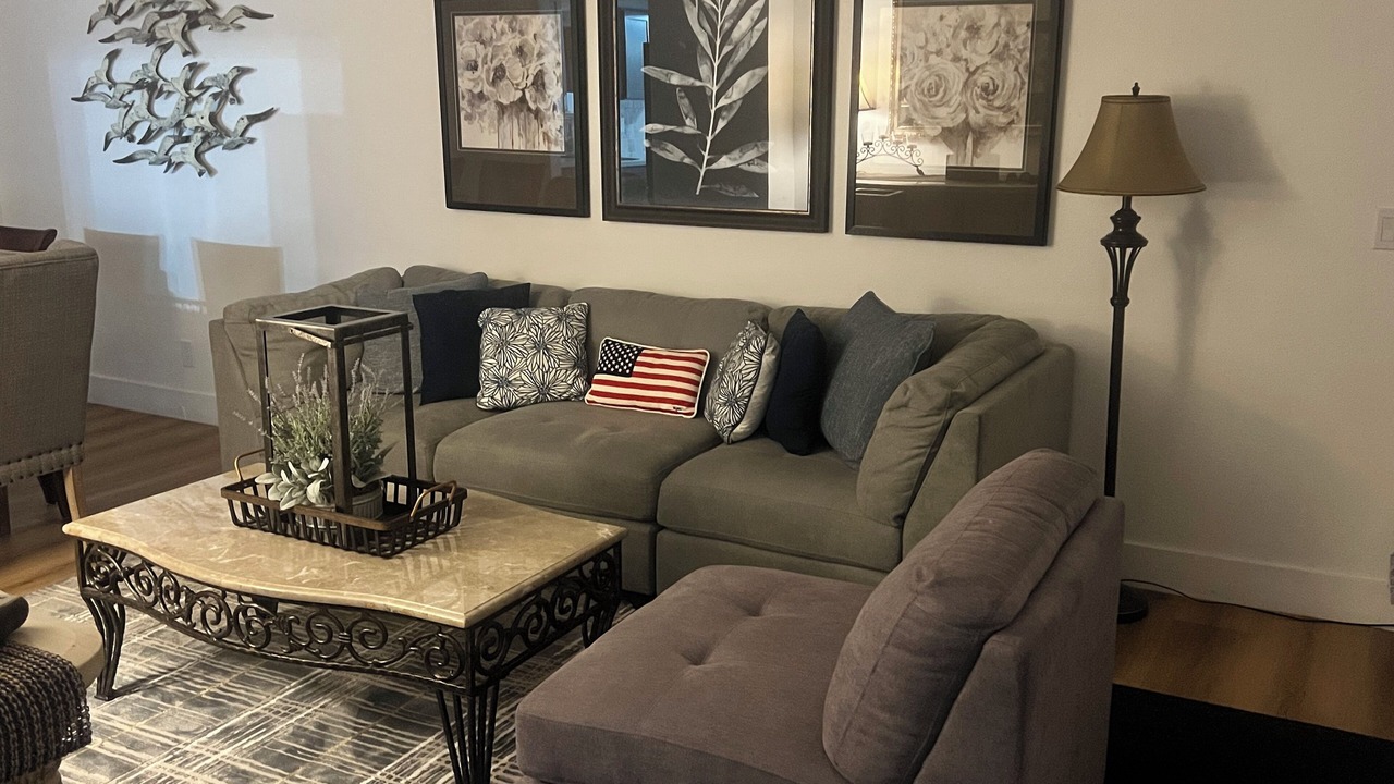 Photo of Livingroom in Sunrise Manor