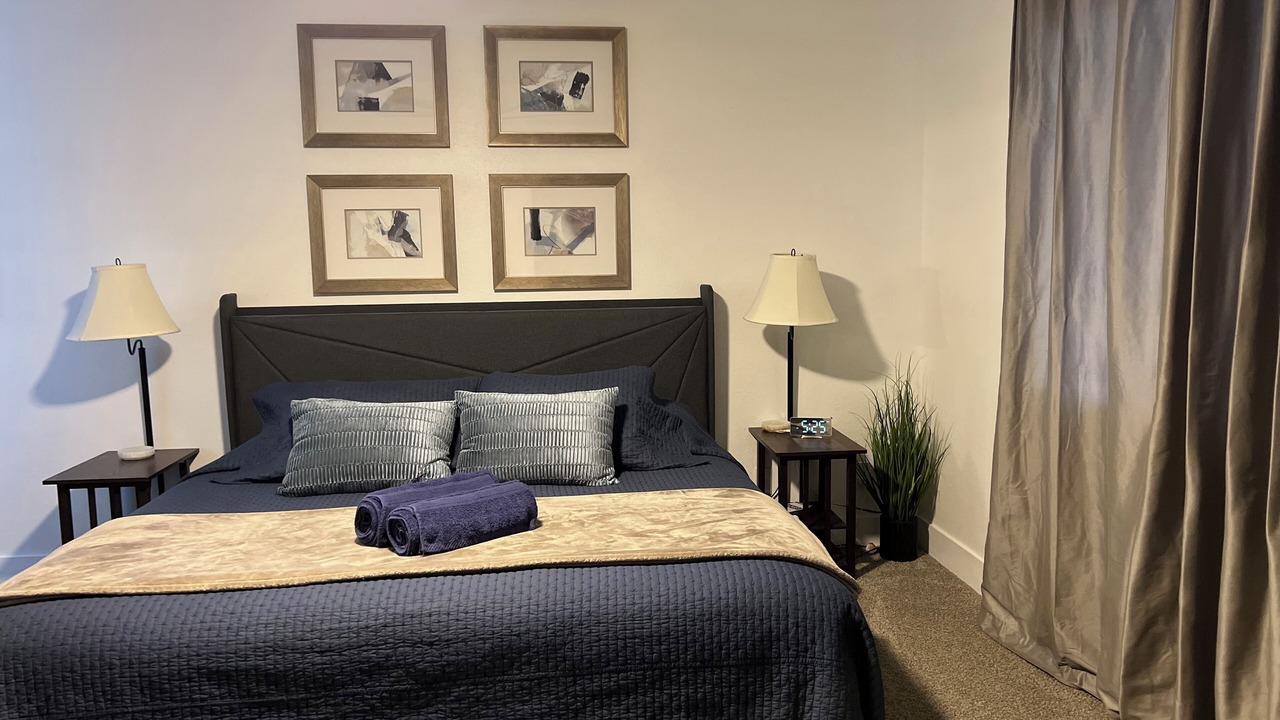 Photo of Bedroom in Sunrise Manor
