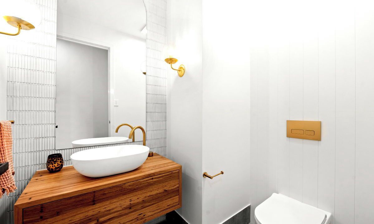 Photo of Bathroom in Broadbeach Waters