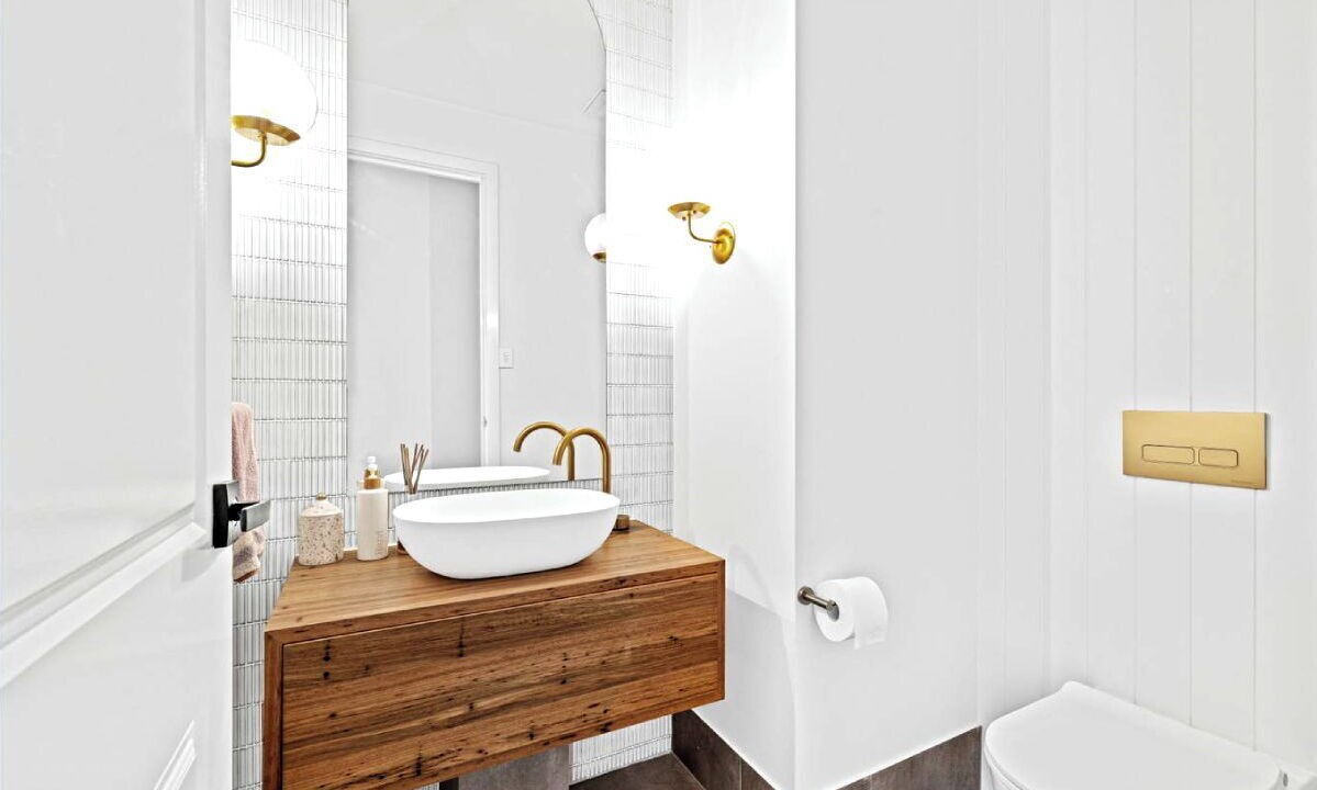 Photo of Bathroom in Broadbeach Waters