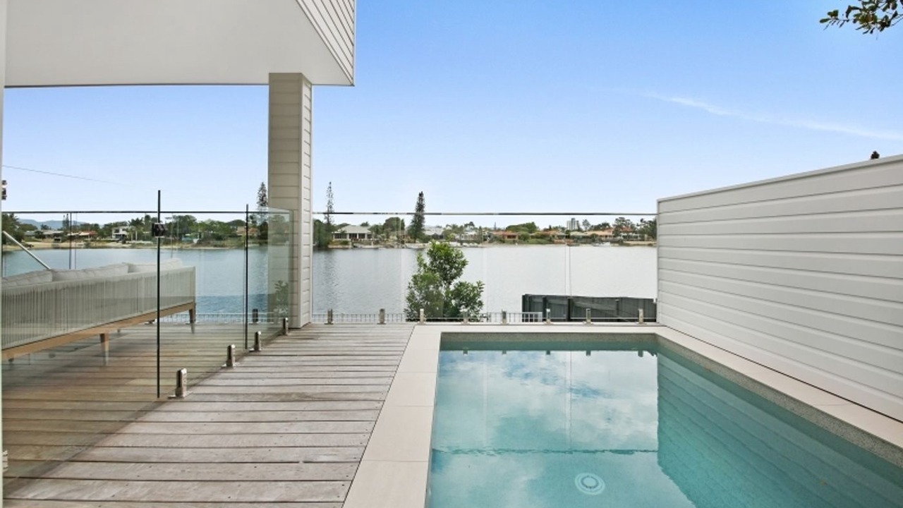 Photo of Outdoor in Mermaid Waters