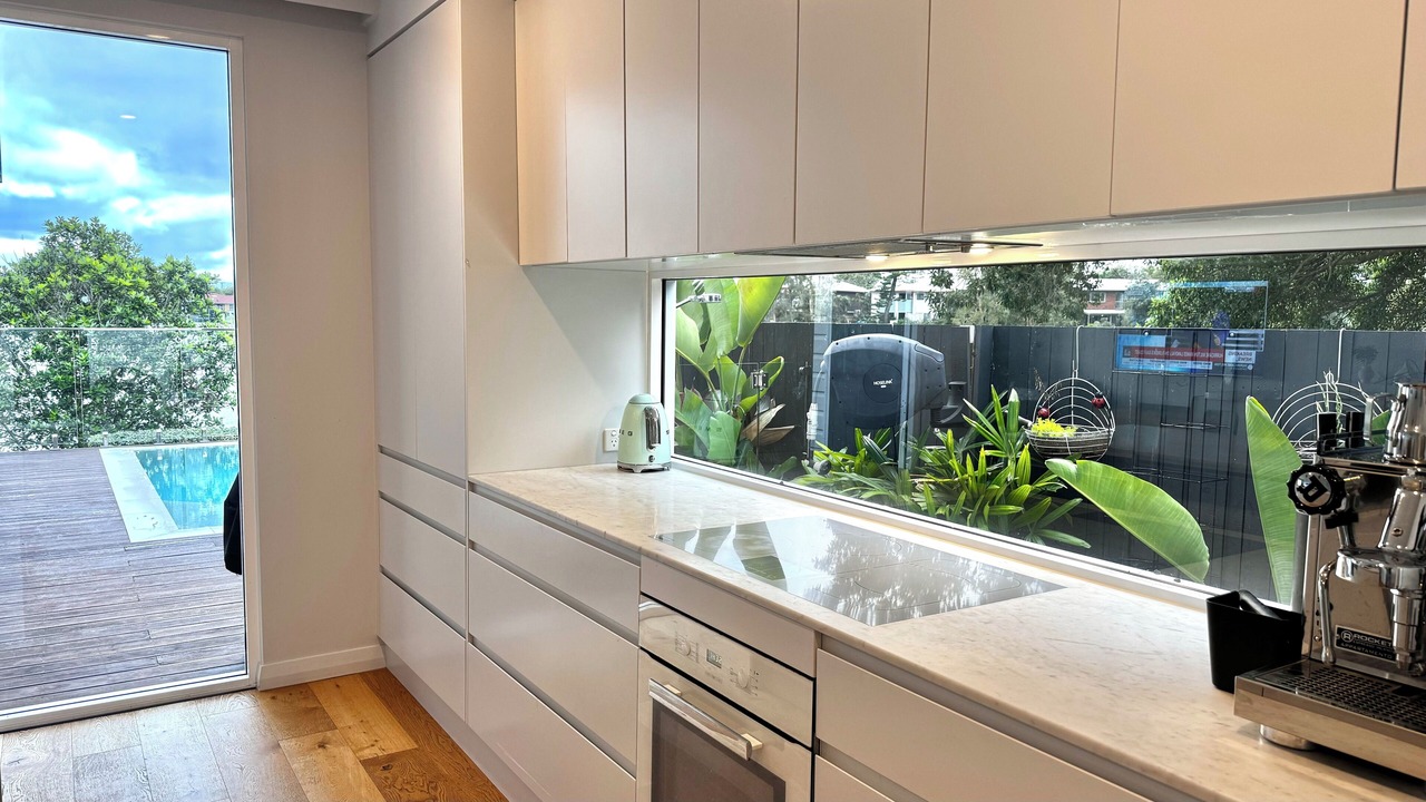 Photo of Kitchen in Mermaid Waters