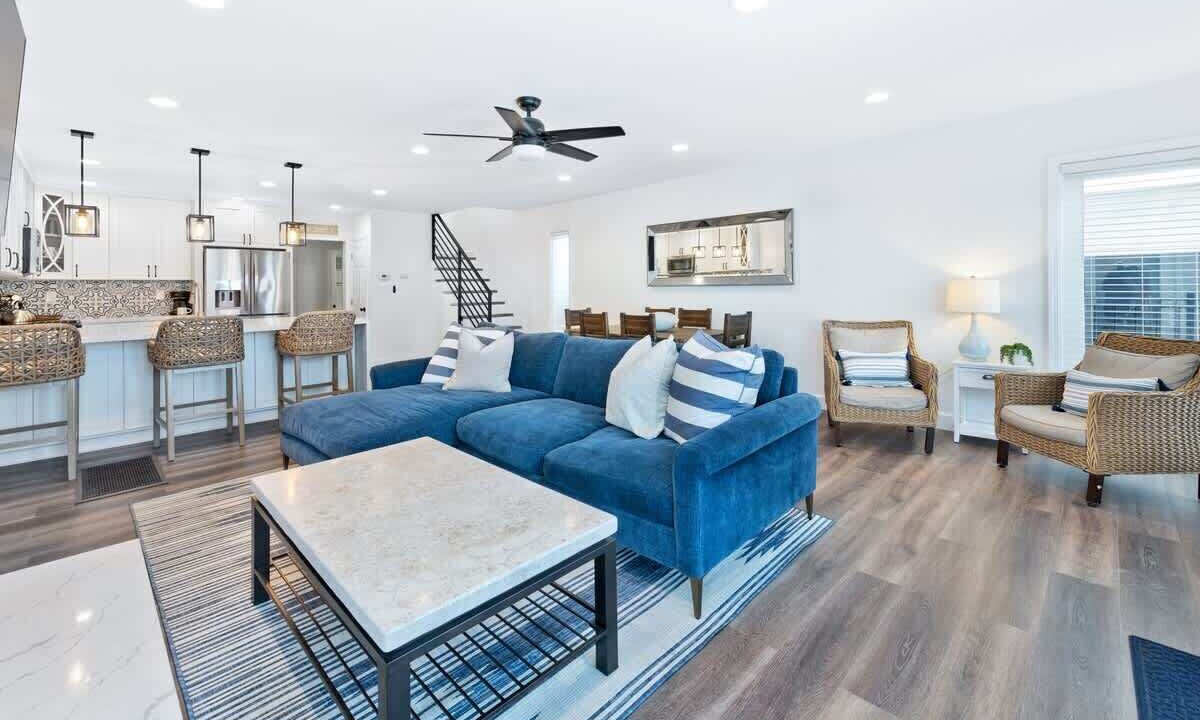 Photo of Livingroom in West Newport