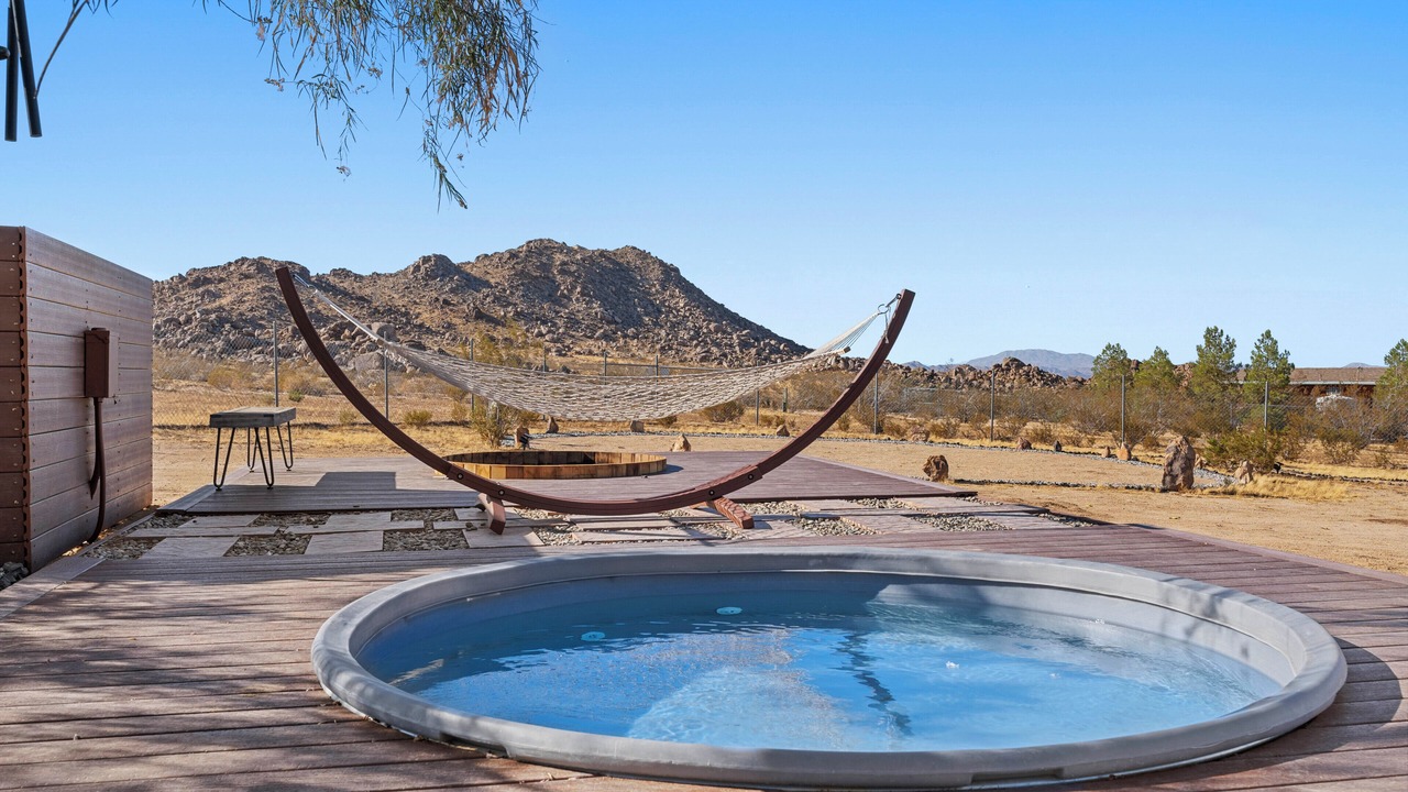 Photo of Outdoor in Landers