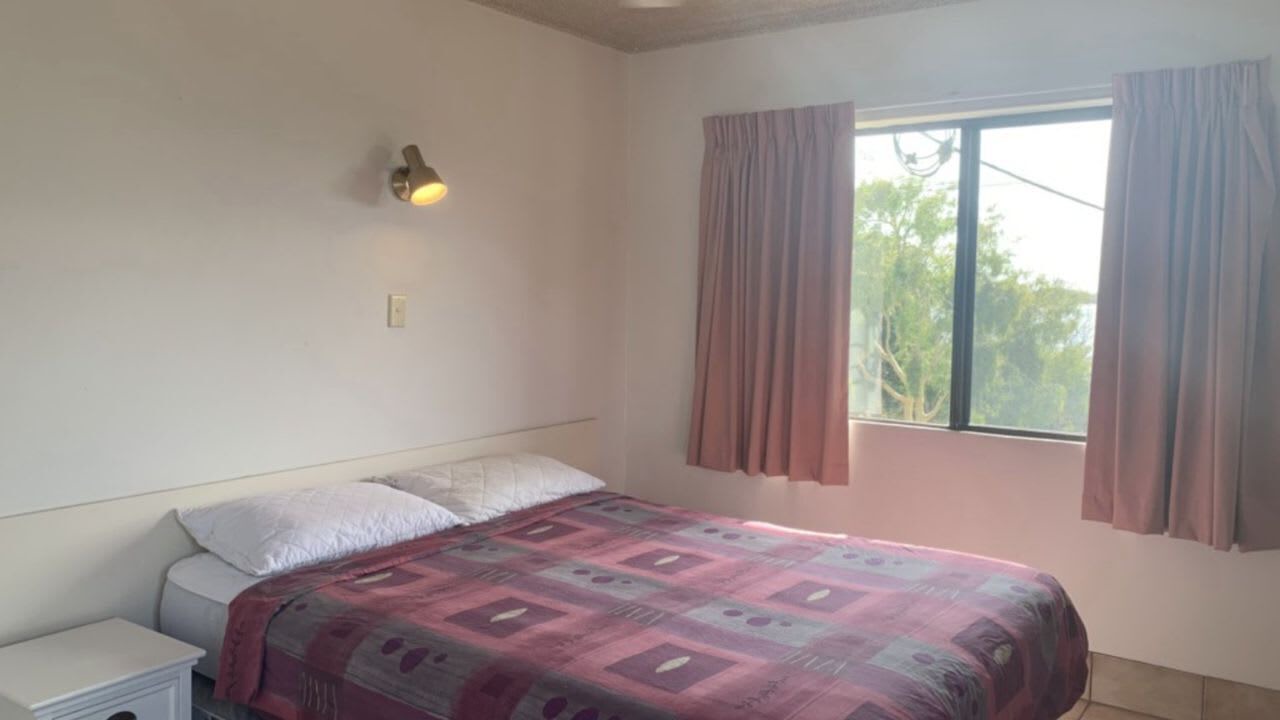 Photo of Bedroom in Golden Beach